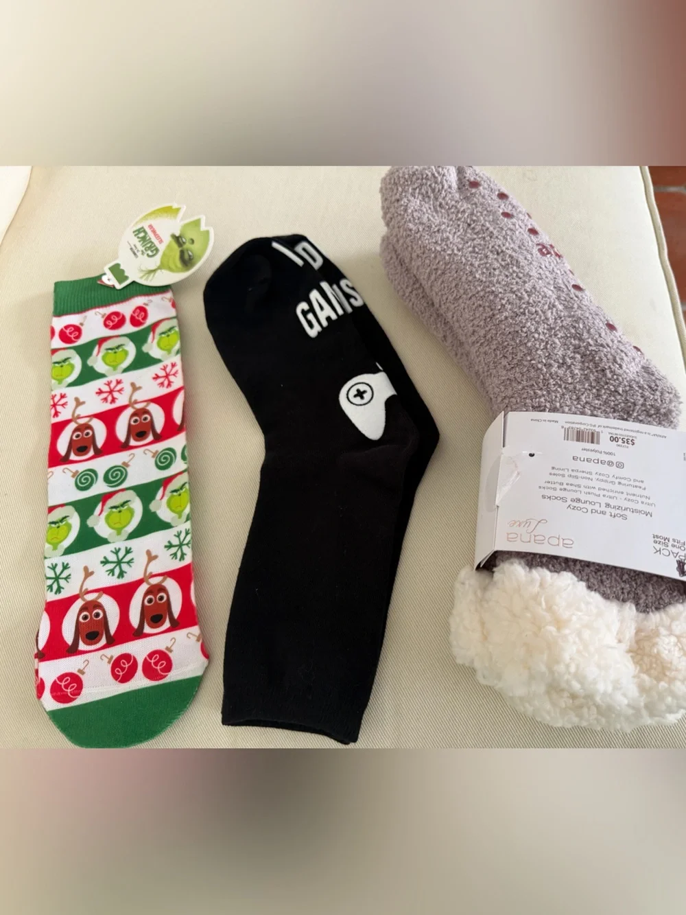 Set of 3 Women’s Socks - Packable Comfort